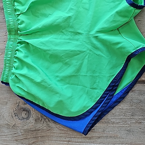 Nike Dri-Fit Running Shorts - Picture 2 of 8